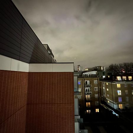 런던 King Square Gardens 아파트 외부 사진